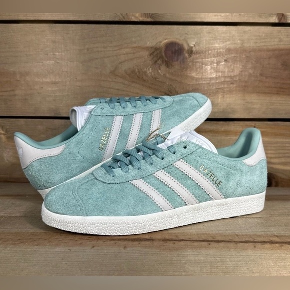 🏷️NIB Adidas Gazelle Originals Hazy Green Sneakers Suede Women’s Shoe 7 - Picture 3 of 8